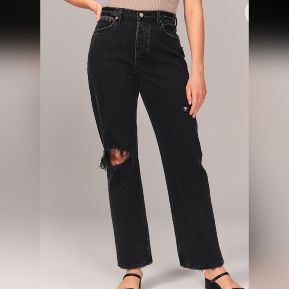 NWT Abercrombie High Rise Jean - Picture 2 of 4